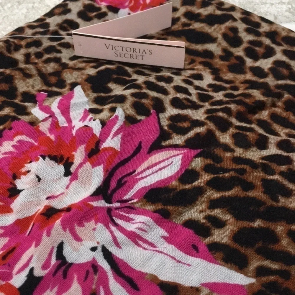 Victoria's Secret Leopard Floral Scarf Wrap Shawl Pink Brown NWT
